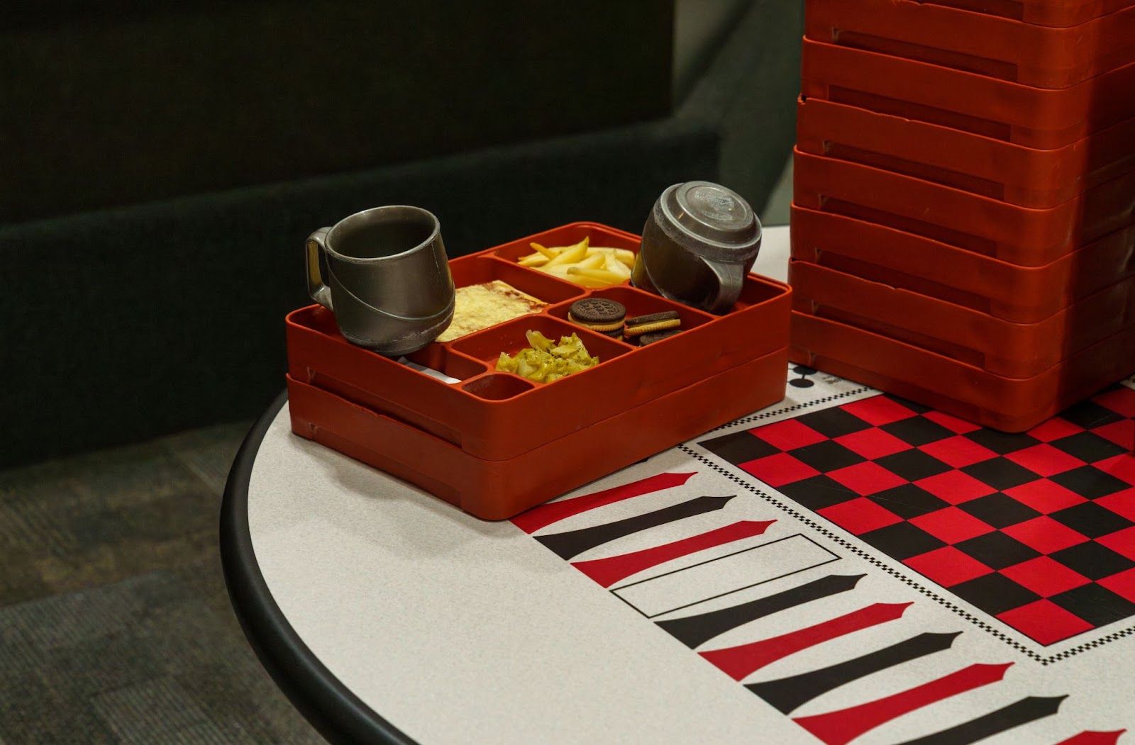 meal tray jail